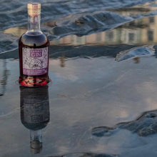 Load image into Gallery viewer, Cariad Gin - Blackcurrant Gin 500ml
