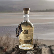 Load image into Gallery viewer, Cariad Gin - Plum Crumble Gin 500ml
